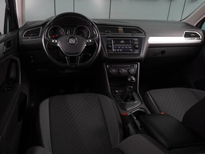 Внедорожник Volkswagen Tiguan 2018 года, 1865000 рублей, Воронеж