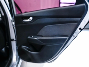 Седан Hyundai Solaris 2017 года, 1229000 рублей, Красноярск
