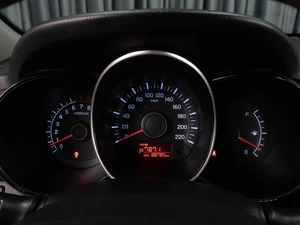 Седан Kia Rio 2011 года, 789000 рублей, Тюмень