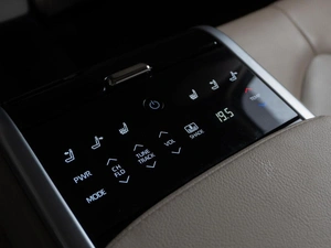 Седан Toyota Camry 2021 года, 2949000 рублей, Тюмень