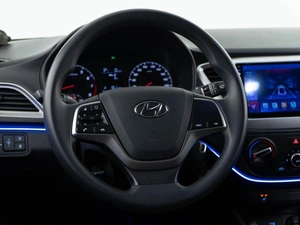 Седан Hyundai Solaris 2021 года, 1477444 рублей, Москва