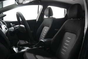 Хетчбэк Kia Ceed 2012 года, 1090000 рублей, Омск