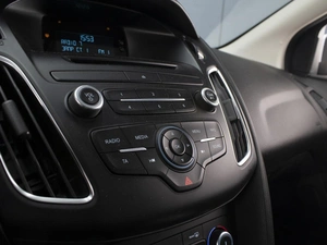 Универсал Ford Focus 2015 года, 1100000 рублей, Омск