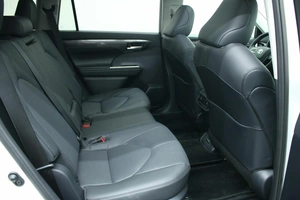 Внедорожник Toyota Highlander 2025 года, 5380000 рублей, Красноярск