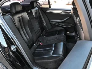 Седан BMW 5 серия 2019 года, 3294000 рублей, Кирилловка
