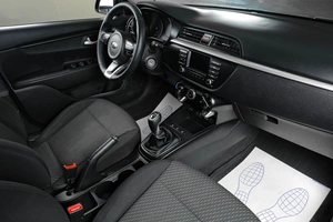 Седан Kia Rio 2017 года, 1099000 рублей, Тюмень