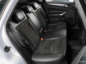 Седан Ford Mondeo 2011 года, 849000 рублей, Тюмень