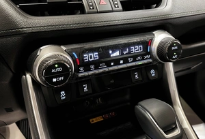 Внедорожник Toyota RAV4 2025 года, 3997000 рублей, Красноярск