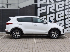 Внедорожник Kia Sportage 2016 года, 2200000 рублей, Краснодар