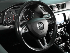 Лифтбек Skoda Superb 2019 года, 1999000 рублей, Аксай