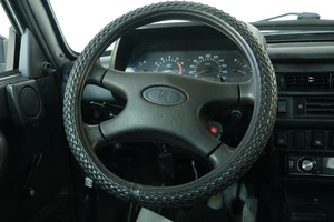 Внедорожник ВАЗ (LADA) 4x4 (Нива) 2013 года, 639000 рублей, Омск
