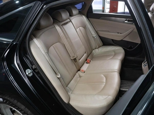 Седан Hyundai Sonata 2018 года, 1999000 рублей, Тюмень