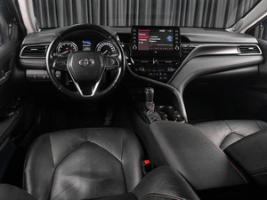 Седан Toyota Camry 2021 года, 3499000 рублей, Тюмень