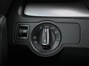 Седан Volkswagen Passat 2012 года, 999000 рублей, Кирилловка