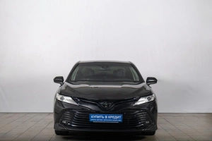 Седан Toyota Camry 2019 года, 3199000 рублей, Томск