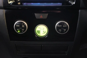 Минивэн Toyota bB 2008 года, 819000 рублей, Омск