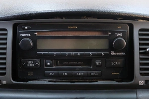 Седан Toyota Corolla 2006 года, 499000 рублей, Омск