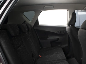 Хетчбэк Toyota Ractis 2011 года, 950000 рублей, Омск