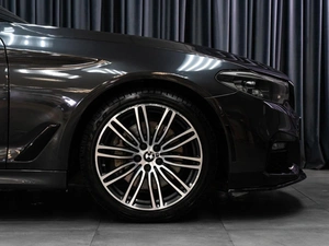 Седан BMW 5 серия 2019 года, 4876000 рублей, Тюмень
