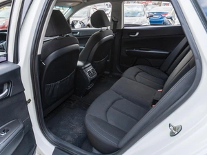 Седан Kia Optima 2017 года, 1499000 рублей, Саратов