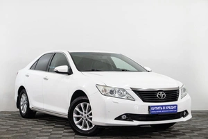 Седан Toyota Camry 2012 года, 1569000 рублей, Сургут