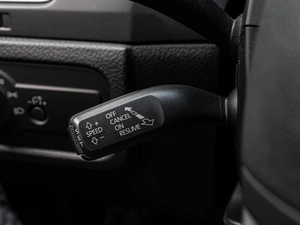 Внедорожник Volkswagen Touareg 2012 года, 1845000 рублей, Краснодар