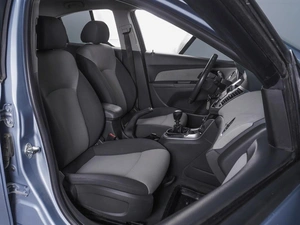 Седан Chevrolet Cruze 2010 года, 870000 рублей, Ростов-на-Дону