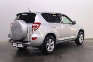 Внедорожник Toyota RAV4 2010 года, 1500000 рублей, Брянск