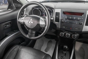 Внедорожник Mitsubishi Outlander 2011 года, 1249000 рублей, Барнаул