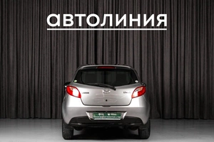 Хетчбэк Mazda Demio 2013 года, 635000 рублей, Красноярск