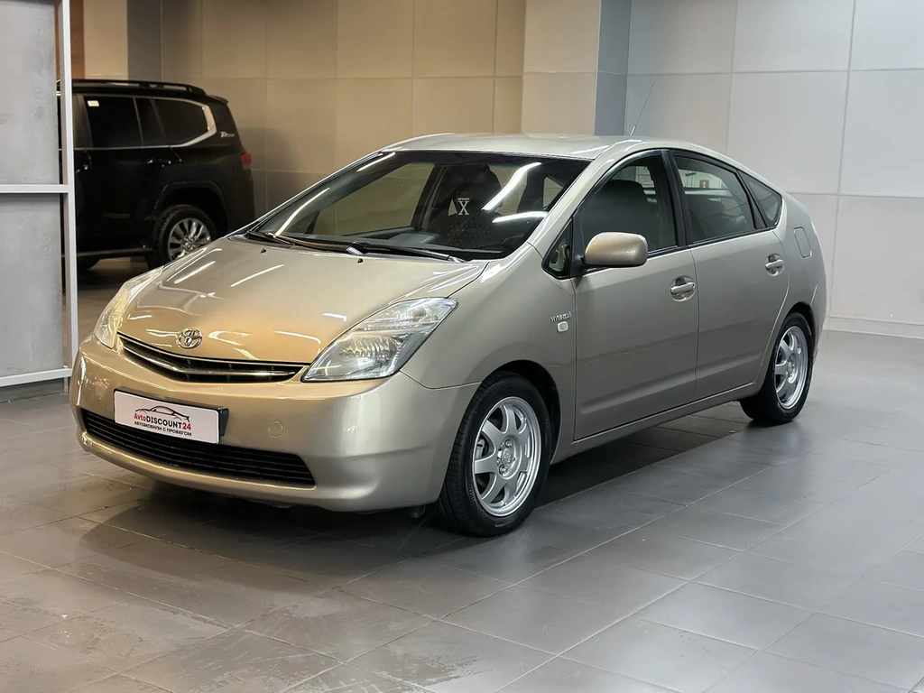 Лифтбек Toyota Prius 2008 года, 947000 рублей, Красноярск