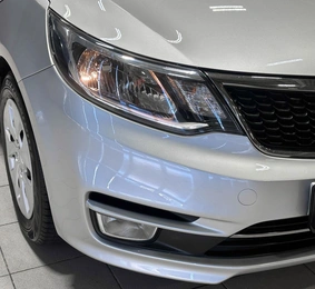 Седан Kia Rio 2016 года, 1100000 рублей, Красноярск