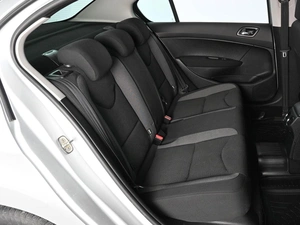 Седан Peugeot 408 2013 года, 840000 рублей, Аксай