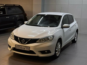Хетчбэк Nissan Tiida 2015 года, 977000 рублей, Красноярск