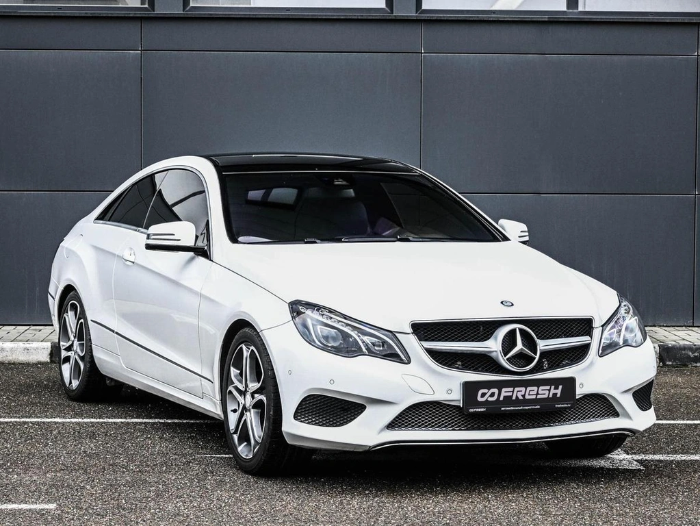 Седан Mercedes-benz E-класс 2013 года, 1899000 рублей, Кирилловка