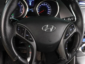 Седан Hyundai Avante 2011 года, 1199000 рублей, Воронеж