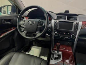 Седан Toyota Camry 2012 года, 1649000 рублей, Красноярск