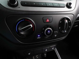 Седан Hyundai Solaris 2018 года, 1449000 рублей, Воронеж