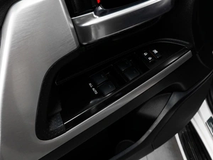 Внедорожник Toyota Land Cruiser 2021 года, 8299000 рублей, Тюмень