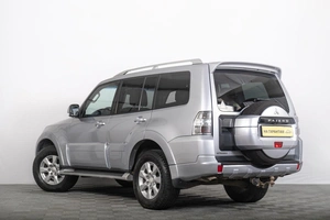 Внедорожник Mitsubishi Pajero 2011 года, 2139000 рублей, Томск