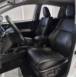 Внедорожник Toyota RAV4 2016 года, 2530000 рублей, Красноярск