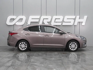 Седан Hyundai Solaris 2019 года, 1424000 рублей, Воронеж