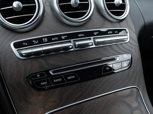Седан Mercedes-benz C-класс 2018 года, 2450000 рублей, Волгоград