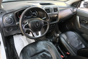 Седан Renault Logan 2020 года, 739000 рублей, Омск