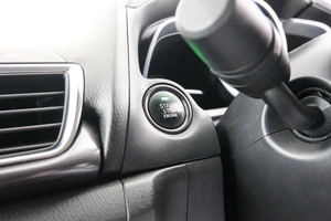 Седан Mazda Axela 2017 года, 1699000 рублей, Красноярск