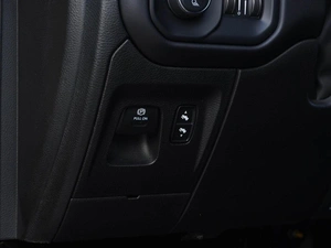 Пикап RAM 1500 2023 года, 11999046 рублей, Москва