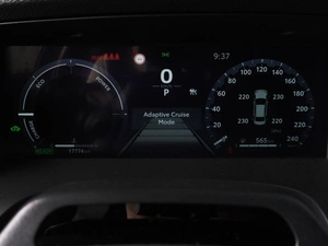 Седан Toyota Camry 2025 года, 3766000 рублей, Красный Пахарь