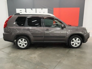 Внедорожник Nissan X-Trail 2010 года, 1750000 рублей, Курск