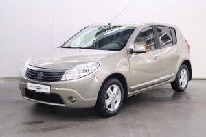 Хэтчбек Renault Sandero 2010 года, 520000 рублей, Брянск