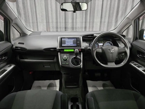 Минивэн Toyota Wish 2012 года, 1360000 рублей, Красноярск